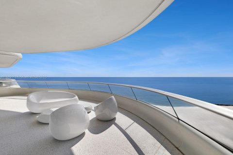 Condominio en venta en Miami Beach, Florida, 4 dormitorios, 386.94 m2 № 1926274 - foto 4