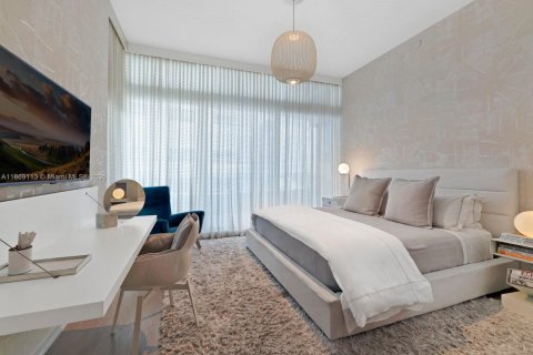 Condominio en venta en Miami Beach, Florida, 4 dormitorios, 386.94 m2 № 1926274 - foto 22