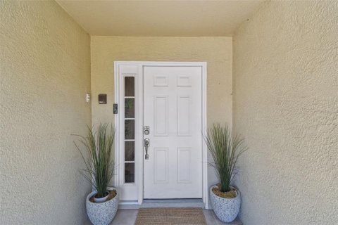 Townhouse in Treasure Island, Florida 3 bedrooms, 227.42 sq.m. № 1572165 - photo 4
