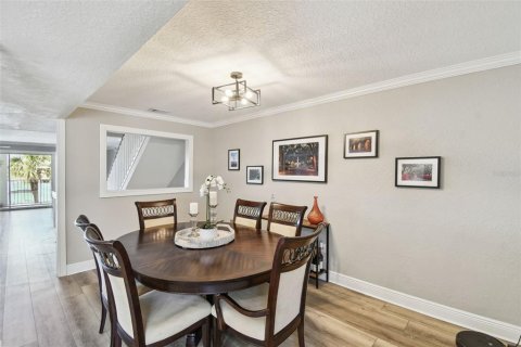 Townhouse in Treasure Island, Florida 3 bedrooms, 227.42 sq.m. № 1572165 - photo 28