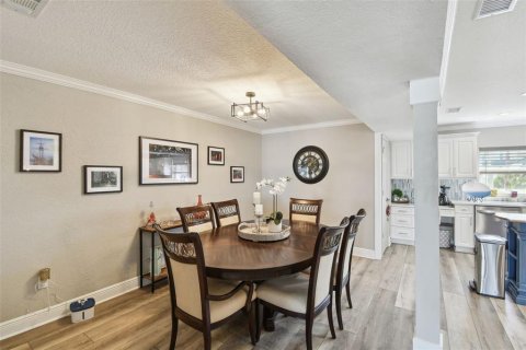 Townhouse in Treasure Island, Florida 3 bedrooms, 227.42 sq.m. № 1572165 - photo 26