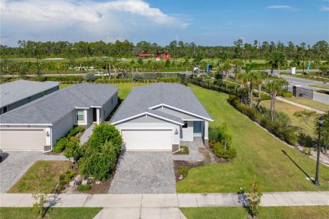 Villa ou maison à vendre à Punta Gorda, Floride: 3 chambres, 137.87 m2 № 2322954 - photo 2