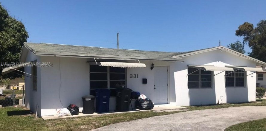 Casa en Lake Park, Florida 2 dormitorios, 103.68 m2 № 1929815