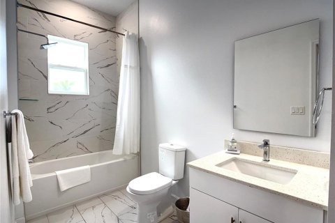 Touwnhouse à louer à Davenport, Floride: 5 chambres, 199.09 m2 № 2106942 - photo 8