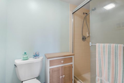 Condo in Jupiter, Florida, 2 bedrooms  № 2379888 - photo 10