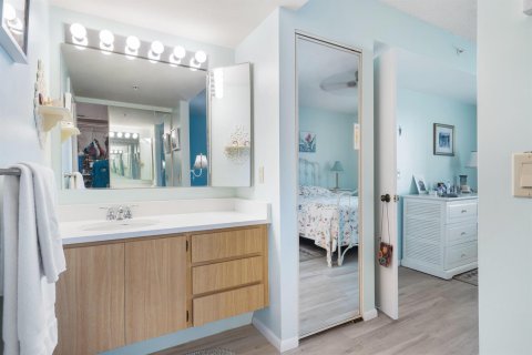 Condo in Jupiter, Florida, 2 bedrooms  № 2379888 - photo 11