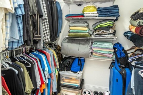 Купить виллу или дом в Майами-Лейкс, Флорида 3 спальни, 161.46м2, № 1985694 - фото 12