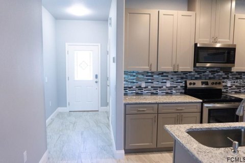 Apartment in Palm Coast, Florida 3 bedrooms, 110.09 sq.m. № 2218185 - photo 13