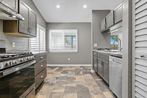 Villa ou maison à vendre à Apopka, Floride: 2 chambres, 107.58 m2 № 1898770 - photo 18