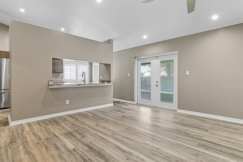 Villa ou maison à vendre à Apopka, Floride: 2 chambres, 107.58 m2 № 1898770 - photo 10