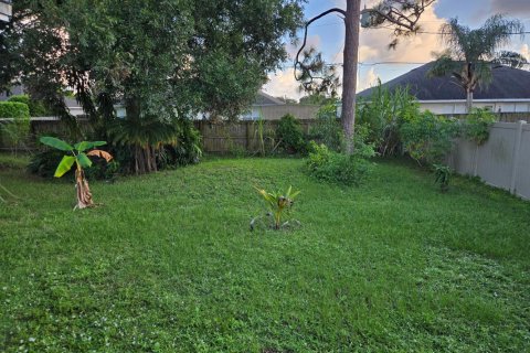 Casa en venta en Port St. Lucie, Florida, 2 dormitorios, 110.09 m2 № 2382697 - foto 2