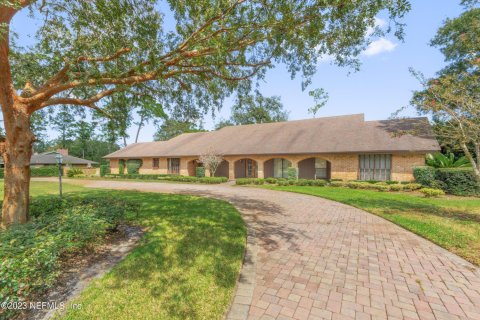 Casa en venta en Jacksonville, Florida, 5 dormitorios, 377.09 m2 № 772059 - foto 1