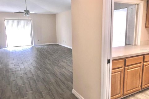 House in Orlando, Florida 2 bedrooms, 112.88 sq.m. № 1773993 - photo 23