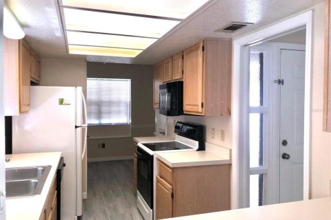 House in Orlando, Florida 2 bedrooms, 112.88 sq.m. № 1773993 - photo 24