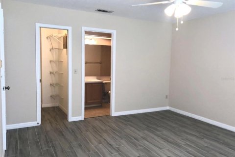 House in Orlando, Florida 2 bedrooms, 112.88 sq.m. № 1773993 - photo 15