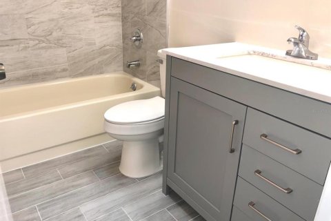 House in Orlando, Florida 2 bedrooms, 112.88 sq.m. № 1773993 - photo 21