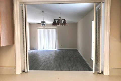 House in Orlando, Florida 2 bedrooms, 112.88 sq.m. № 1773993 - photo 10