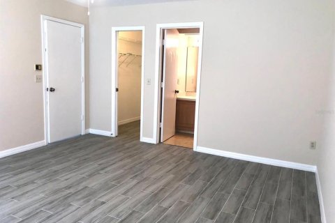 House in Orlando, Florida 2 bedrooms, 112.88 sq.m. № 1773993 - photo 27