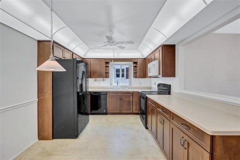 Casa en venta en Palm Harbor, Florida, 2 dormitorios, 123.75 m2 № 1597432 - foto 9