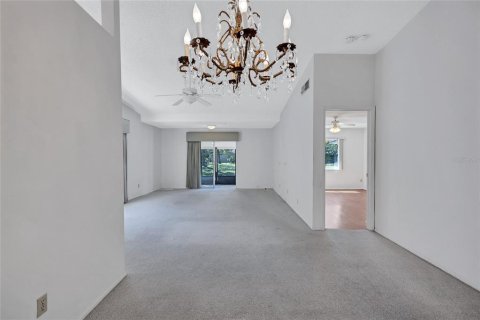 Villa ou maison à vendre à Palm Harbor, Floride: 2 chambres, 123.75 m2 № 1597432 - photo 16