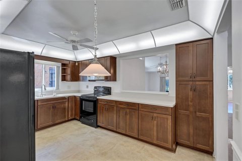Villa ou maison à vendre à Palm Harbor, Floride: 2 chambres, 123.75 m2 № 1597432 - photo 4