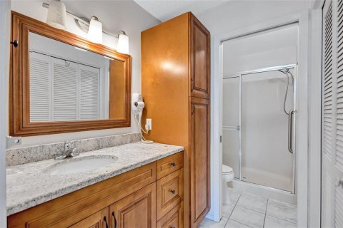 Casa en venta en Palm Harbor, Florida, 2 dormitorios, 123.75 m2 № 1597432 - foto 25