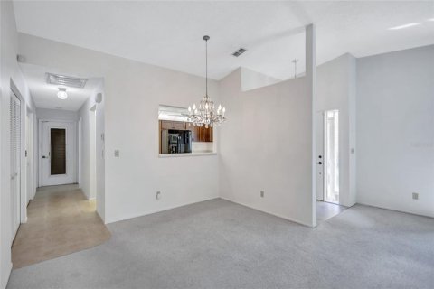 Villa ou maison à vendre à Palm Harbor, Floride: 2 chambres, 123.75 m2 № 1597432 - photo 14