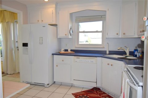 Condominio en venta en Seminole, Florida, 2 dormitorios, 119.38 m2 № 2108525 - foto 19