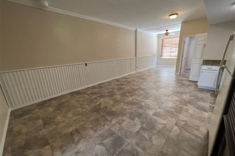 Appartement à louer à Eustis, Floride: 1 chambre, 74.32 m2 № 1760198 - photo 8