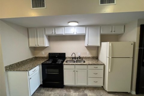 Appartement à louer à Eustis, Floride: 1 chambre, 74.32 m2 № 1760198 - photo 10