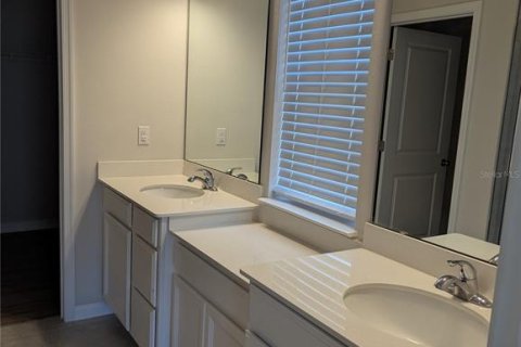 Casa en alquiler en Mount Dora, Florida, 3 dormitorios, 185.43 m2 № 1914032 - foto 13