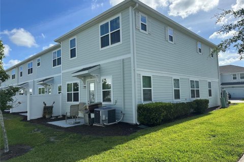 Villa ou maison à vendre à Kissimmee, Floride: 4 chambres, 192.03 m2 № 2104568 - photo 4