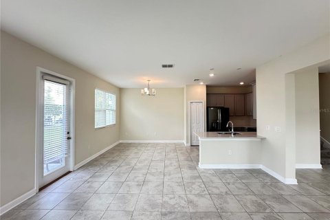 Villa ou maison à vendre à Kissimmee, Floride: 4 chambres, 192.03 m2 № 2104568 - photo 8