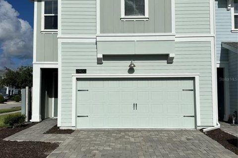 Villa ou maison à vendre à Kissimmee, Floride: 4 chambres, 192.03 m2 № 2104568 - photo 2