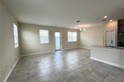 Villa ou maison à vendre à Kissimmee, Floride: 4 chambres, 192.03 m2 № 2104568 - photo 7
