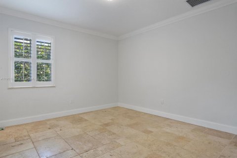 House in Miami Shores, Florida 4 bedrooms, 243.13 sq.m. № 1976121 - photo 29