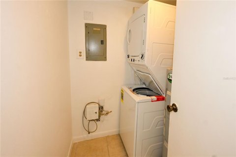 Снять в аренду кондоминиум в Сарасота, Флорида 7 комнат, 102.94м2, № 2235161 - фото 18