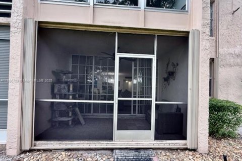 Condo in Davie, Florida, 2 bedrooms  № 1855055 - photo 25