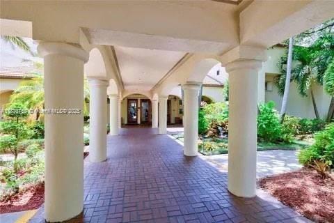 Condominio en venta en Davie, Florida, 2 dormitorios, 88.26 m2 № 1855055 - foto 1