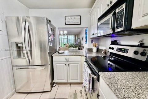 Condo in Davie, Florida, 2 bedrooms  № 1855055 - photo 30