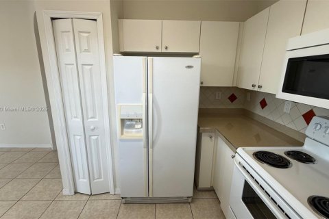 Adosado en alquiler en Homestead, Florida, 3 dormitorios, 155.98 m2 № 1951545 - foto 15