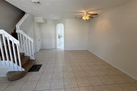 Adosado en alquiler en Homestead, Florida, 3 dormitorios, 155.98 m2 № 1951545 - foto 5