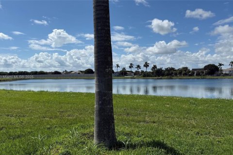 Adosado en alquiler en Homestead, Florida, 3 dormitorios, 155.98 m2 № 1951545 - foto 4