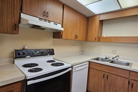 Apartamento en alquiler en Tampa, Florida, 3 dormitorios, 120.77 m2 № 1901698 - foto 7