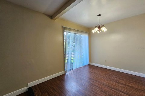 Apartamento en alquiler en Tampa, Florida, 3 dormitorios, 120.77 m2 № 1901698 - foto 4