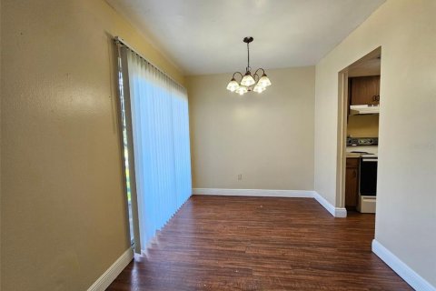 Apartamento en alquiler en Tampa, Florida, 3 dormitorios, 120.77 m2 № 1901698 - foto 3