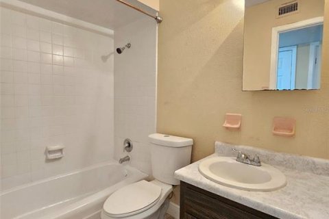 Apartamento en alquiler en Tampa, Florida, 3 dormitorios, 120.77 m2 № 1901698 - foto 16