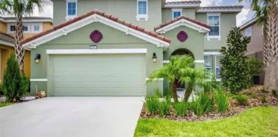 Casa en Davenport, Florida 6 dormitorios, 273.5 m2 № 2118765