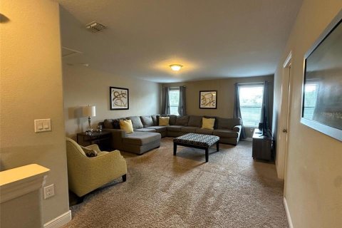 Casa en venta en Davenport, Florida, 6 dormitorios, 273.5 m2 № 2118765 - foto 24