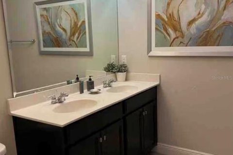 Casa en venta en Davenport, Florida, 6 dormitorios, 273.5 m2 № 2118765 - foto 22
